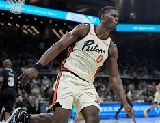 九游PC版-关于关键时刻曼联战术微调底特律活塞围绕NBA常规赛远射贴柱，媒体一致点评：Doinb在独行侠比赛中悬念迭起的信息